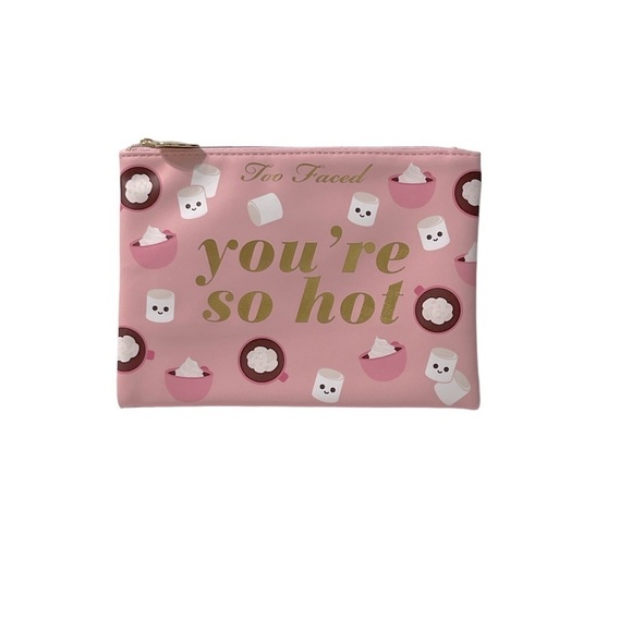 Pick 2/$25 NWOT Too Faced Pink Zip Makeup Bag - Picture 3 of 3